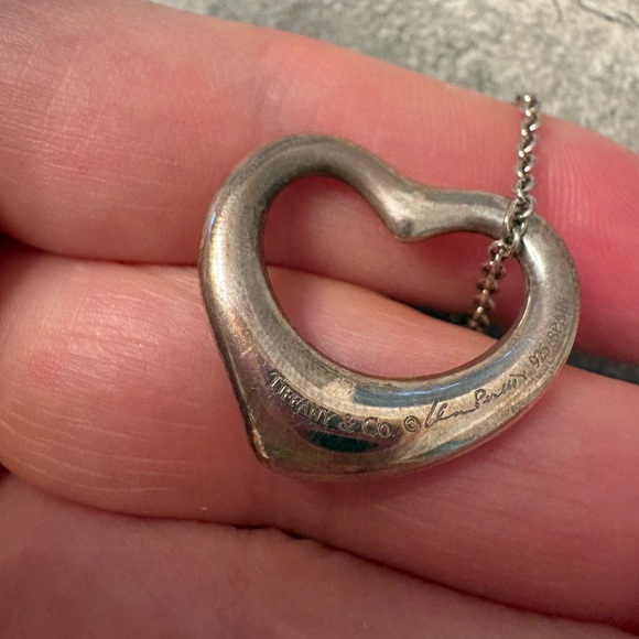 Tiffany & Co. Silver Open Heart Necklace. Elsa Peretti - Picture 5 of 5